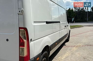Вантажний фургон Renault Master 2015 в Маневичах