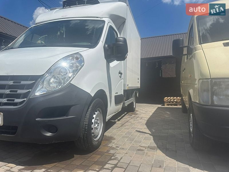 Рефрижератор Renault Master 2012 в Корце