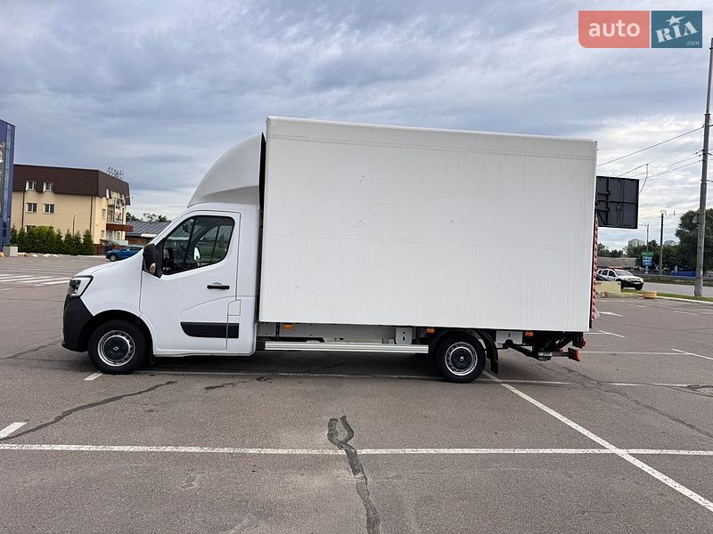 Вантажний фургон Renault Master 2020 в Києві
