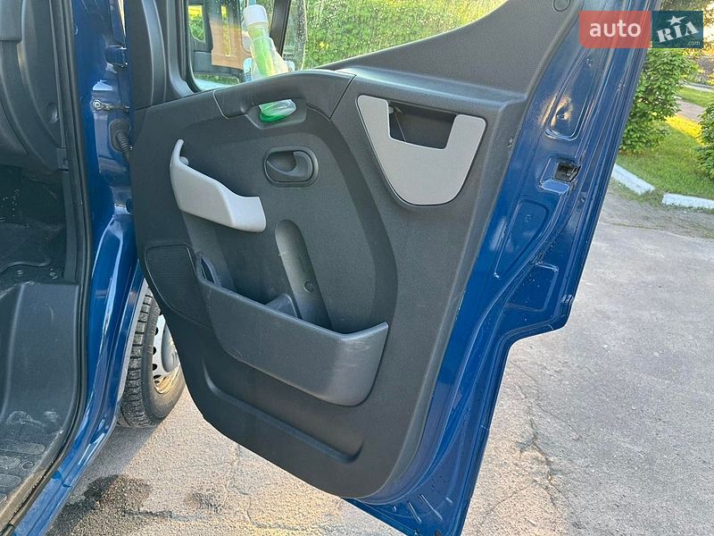 Автовоз Renault Master 2018 в Емильчине