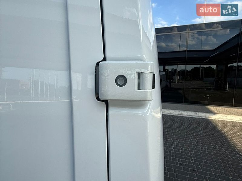 Грузовой фургон Renault Master 2022 в Днепре