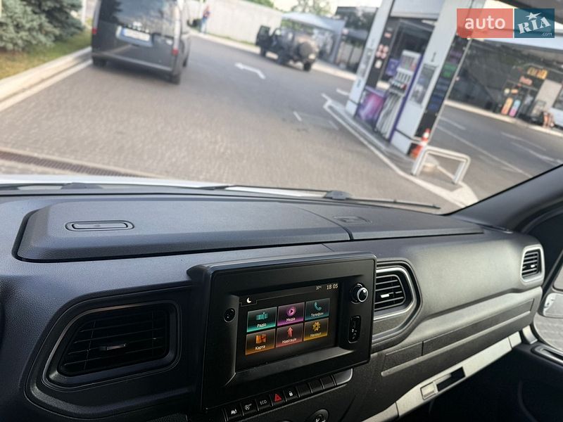 Грузовой фургон Renault Master 2022 в Днепре