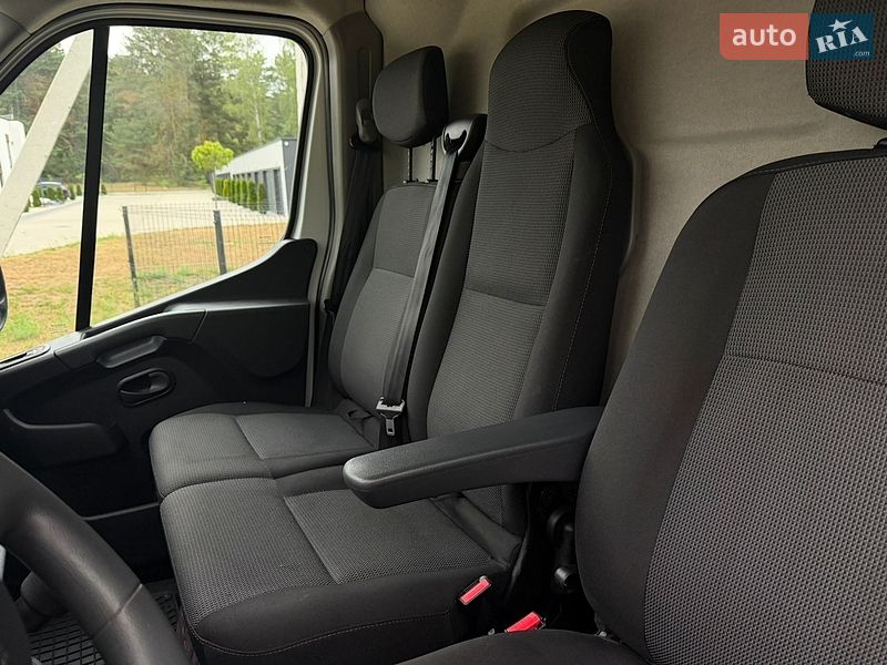 Вантажний фургон Renault Master 2023 в Ковелі