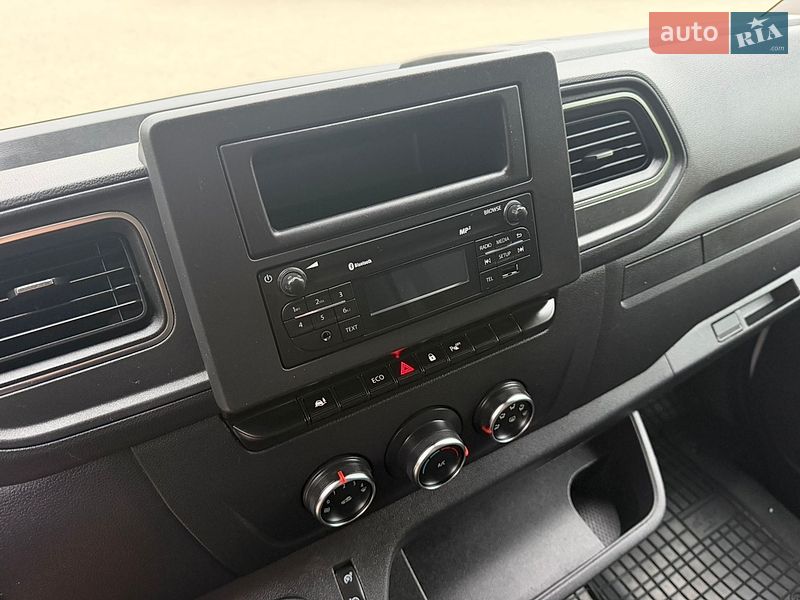 Вантажний фургон Renault Master 2023 в Ковелі