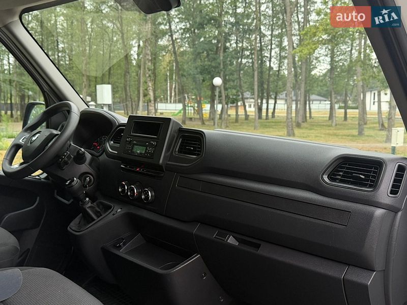 Вантажний фургон Renault Master 2023 в Ковелі