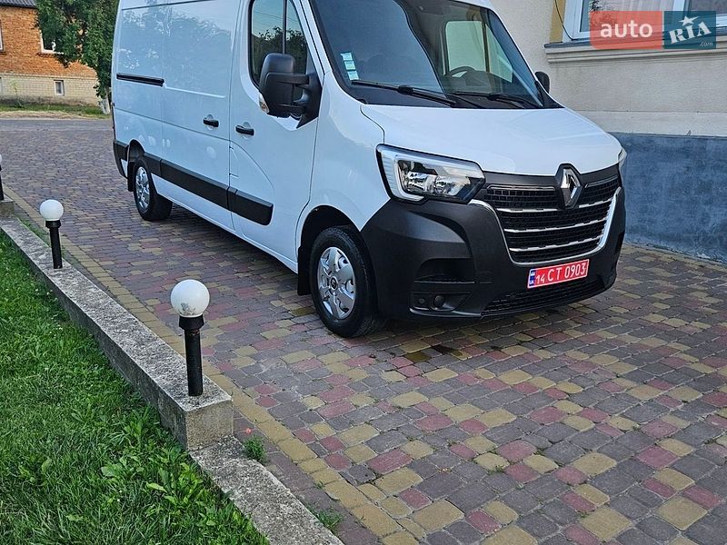 Грузовой фургон Renault Master 2022 в Дубно