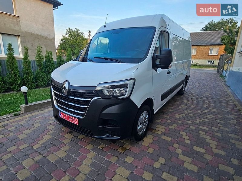 Грузовой фургон Renault Master 2022 в Дубно