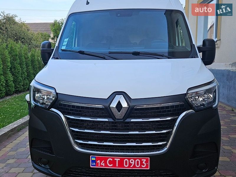 Грузовой фургон Renault Master 2022 в Дубно
