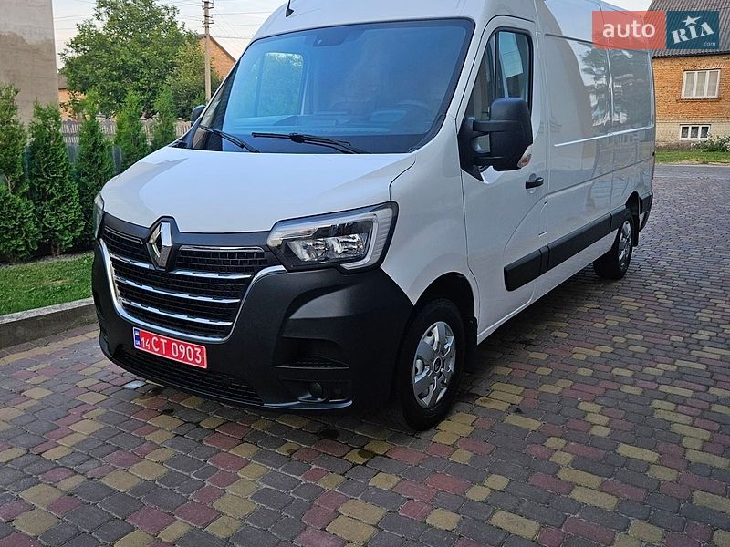 Грузовой фургон Renault Master 2022 в Дубно