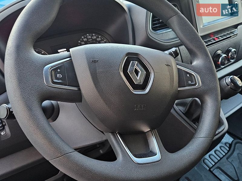 Грузовой фургон Renault Master 2022 в Дубно