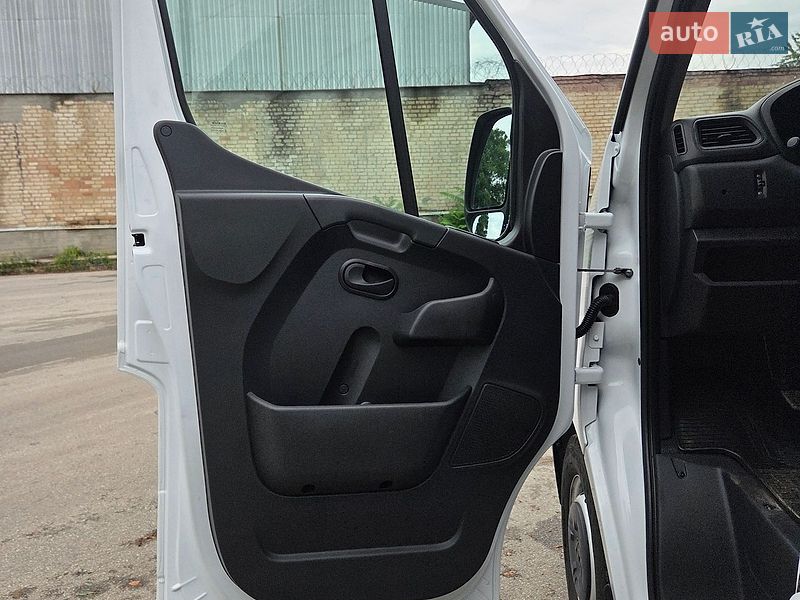 Грузовой фургон Renault Master 2022 в Днепре фото 13 Грузовой фургон Renault Master 2022 в Днепре