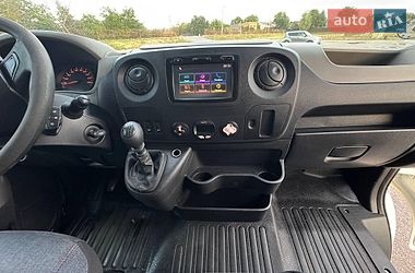 Вантажний фургон Renault Master 2017 в Луцьку