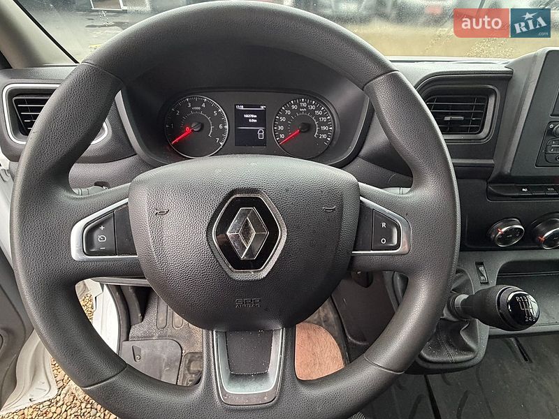 Вантажний фургон Renault Master 2022 в Калуші