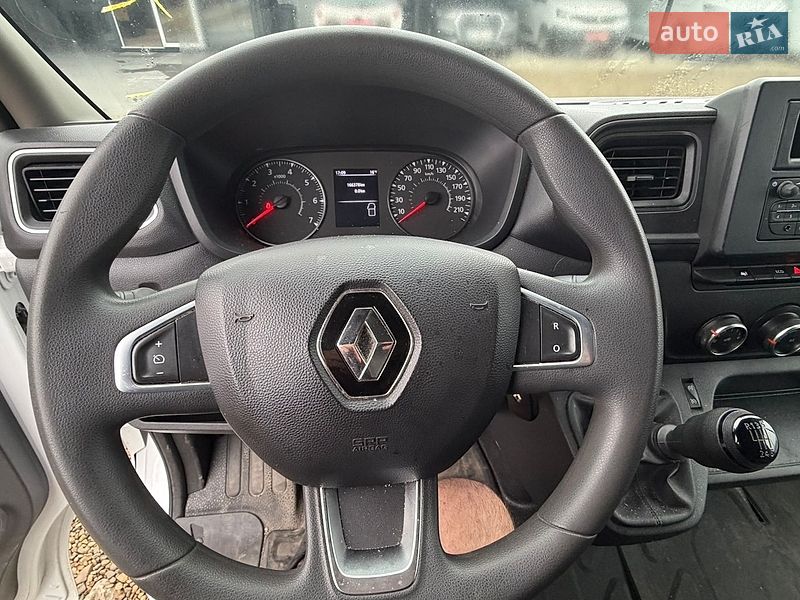 Вантажний фургон Renault Master 2022 в Калуші
