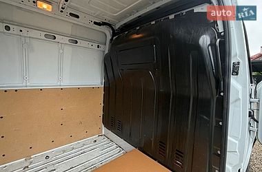 Вантажний фургон Renault Master 2022 в Калуші