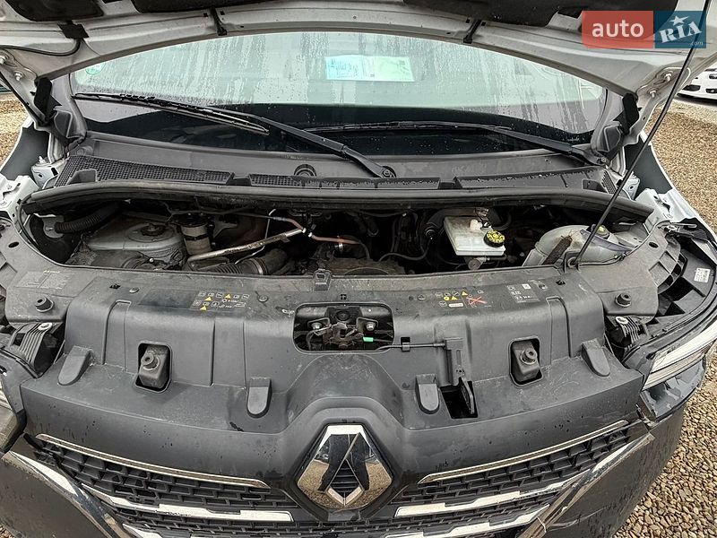 Вантажний фургон Renault Master 2022 в Калуші