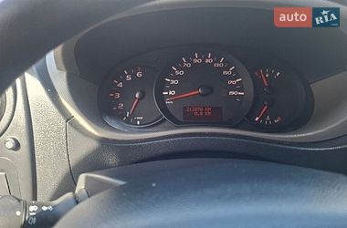 Вантажний фургон Renault Master 2016 в Чернівцях