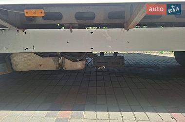 Вантажний фургон Renault Master 2016 в Чернівцях