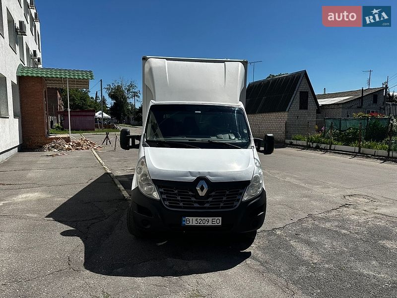 Вантажний фургон Renault Master 2016 в Полтаві
