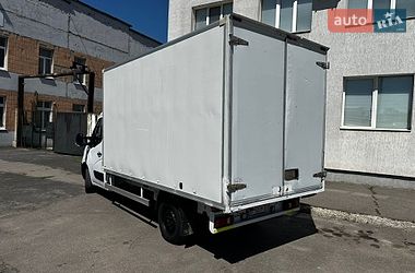 Вантажний фургон Renault Master 2016 в Полтаві