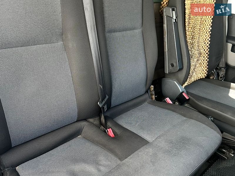 Вантажний фургон Renault Master 2016 в Полтаві