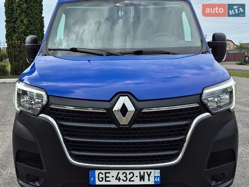 Грузовой фургон Renault Master 2022 в Дубно