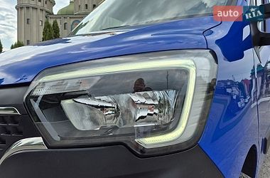 Грузовой фургон Renault Master 2022 в Дубно
