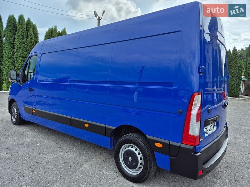 Грузовой фургон Renault Master 2022 в Дубно