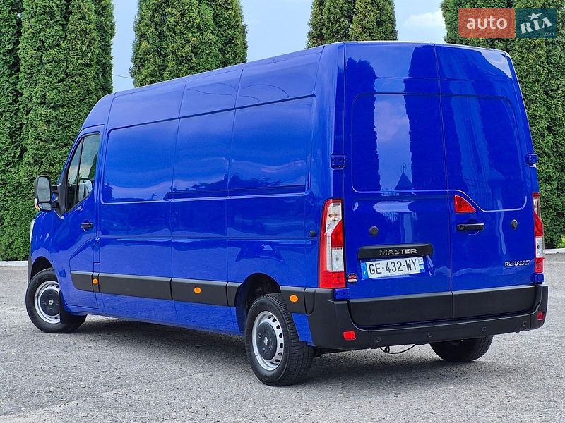 Грузовой фургон Renault Master 2022 в Дубно