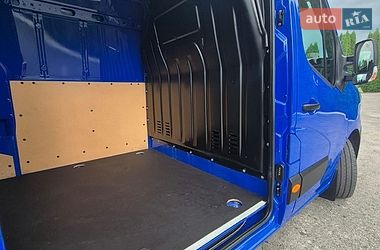 Грузовой фургон Renault Master 2022 в Дубно