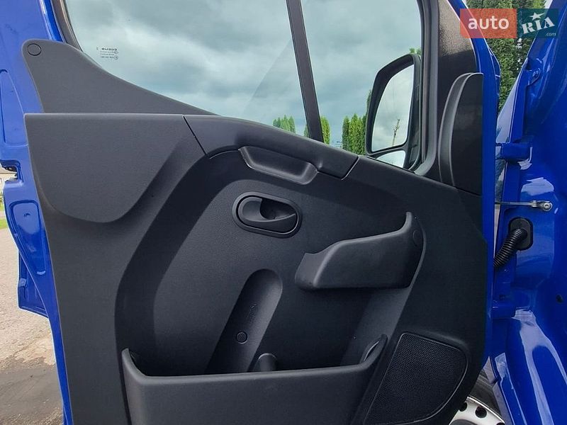 Грузовой фургон Renault Master 2022 в Дубно