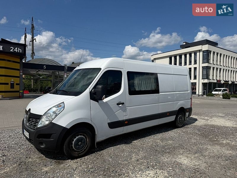 Вантажопасажирський фургон Renault Master 2018 в Львові