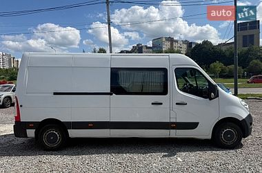 Вантажопасажирський фургон Renault Master 2018 в Львові