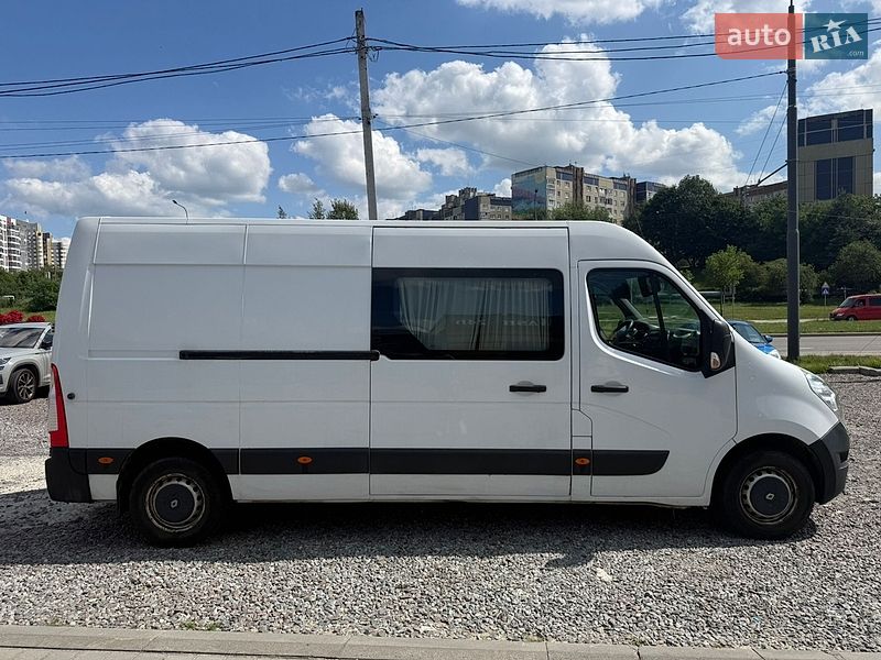 Вантажопасажирський фургон Renault Master 2018 в Львові
