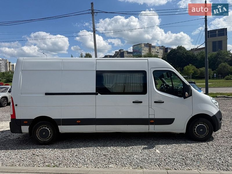 Вантажопасажирський фургон Renault Master 2018 в Львові