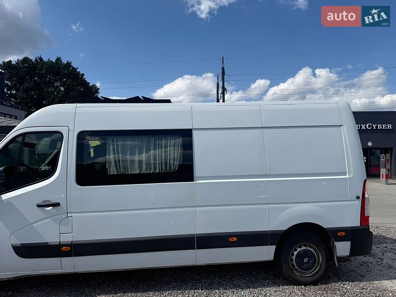 Вантажопасажирський фургон Renault Master 2018 в Львові