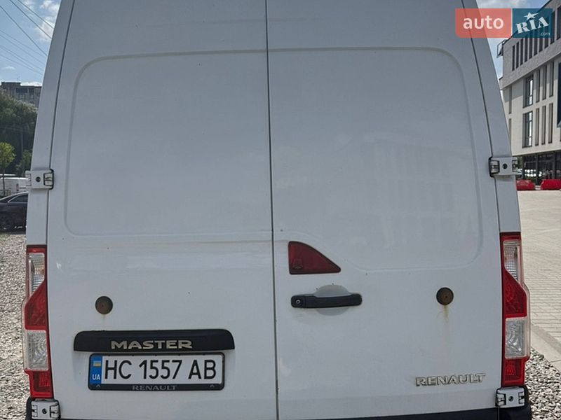 Вантажопасажирський фургон Renault Master 2018 в Львові
