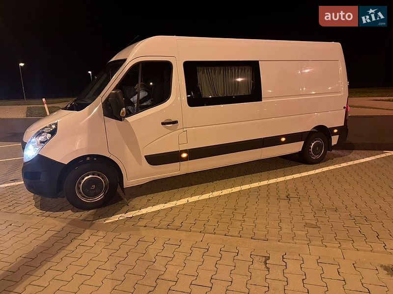 Вантажопасажирський фургон Renault Master 2018 в Львові