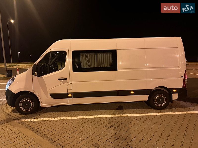 Вантажопасажирський фургон Renault Master 2018 в Львові