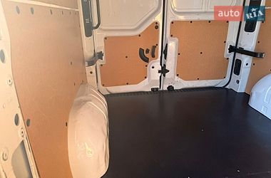 Вантажний фургон Renault Master 2021 в Луцьку