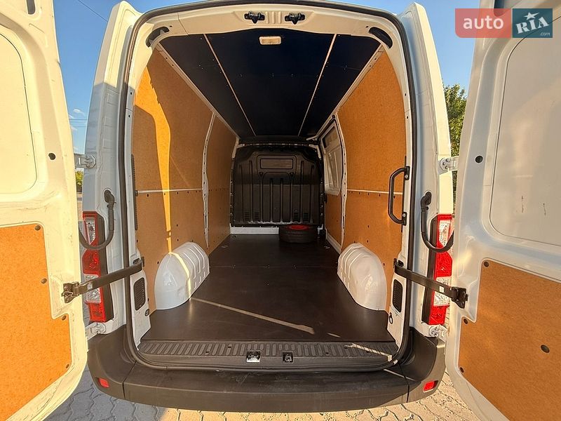 Вантажний фургон Renault Master 2021 в Луцьку