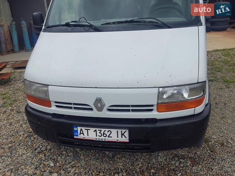 Грузовой фургон Renault Master