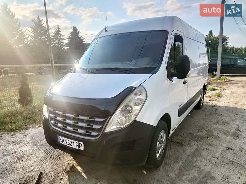 Грузовой фургон Renault Master 2013 в Броварах