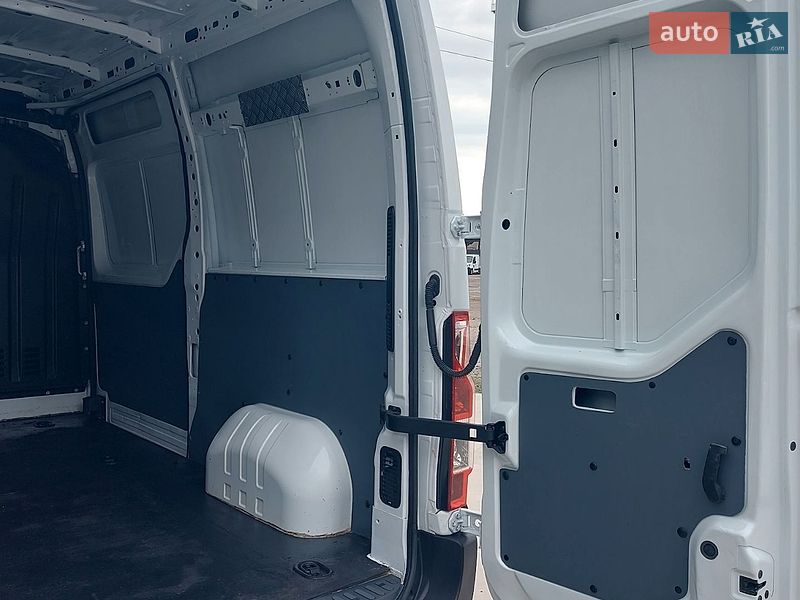 Вантажний фургон Renault Master 2019 в Млиніві
