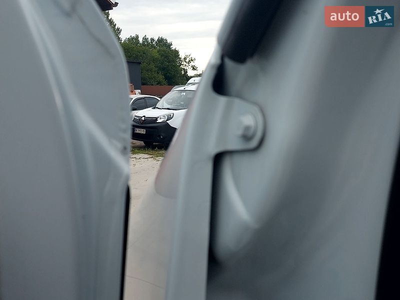 Вантажний фургон Renault Master 2019 в Млиніві