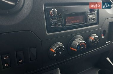 Вантажний фургон Renault Master 2019 в Млиніві
