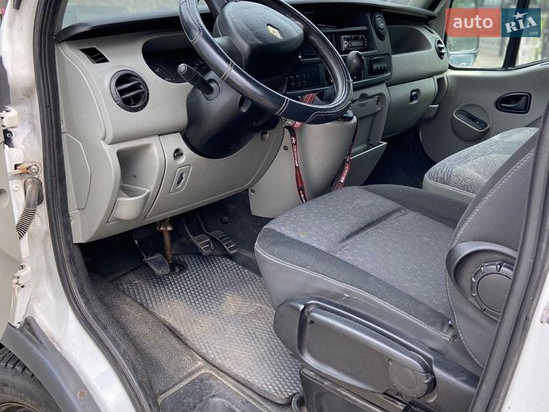 Грузовой фургон Renault Master 2006 в Ковеле