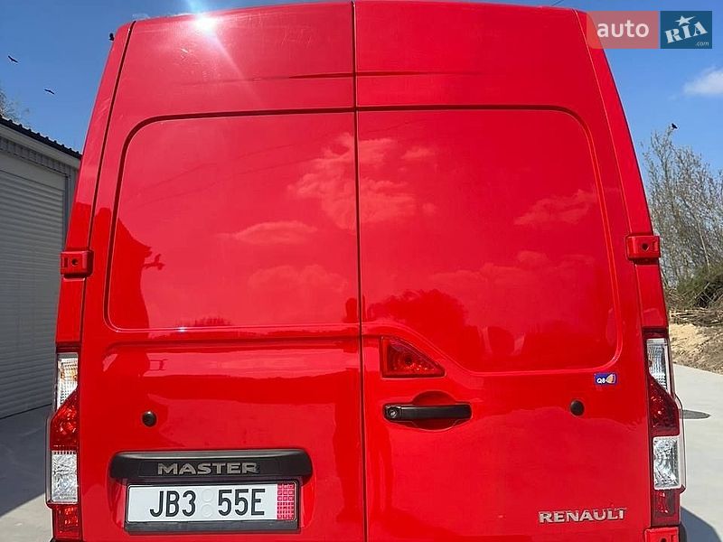 Грузовой фургон Renault Master 2017 в Дубно