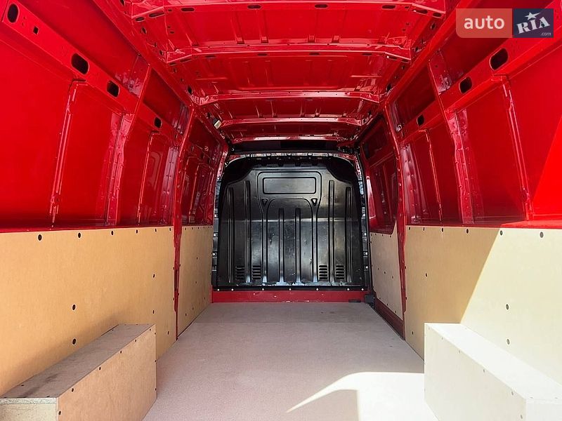Грузовой фургон Renault Master 2017 в Дубно