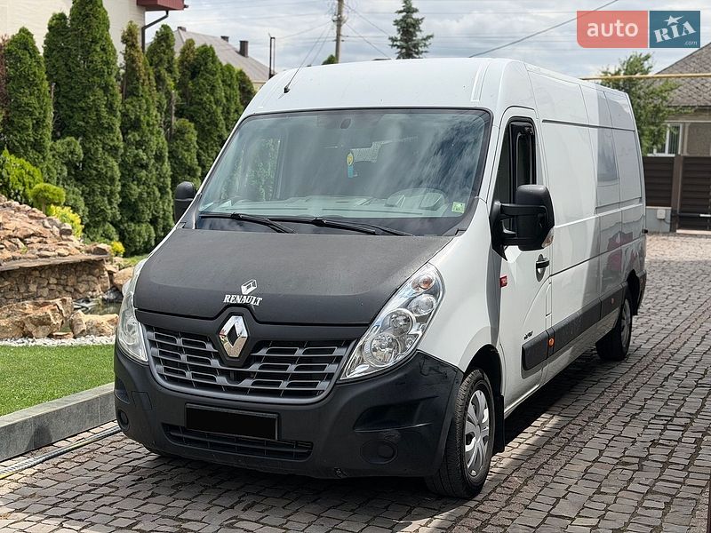 Грузовой фургон Renault Master 2017 в Мукачево